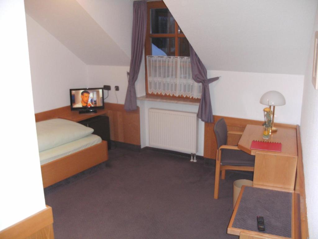 Landgasthof Zum Elsabauern Königstein in der Oberpfalz Kamer foto
