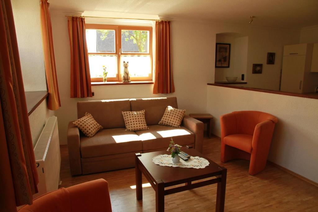 Landgasthof Zum Elsabauern Königstein in der Oberpfalz Kamer foto