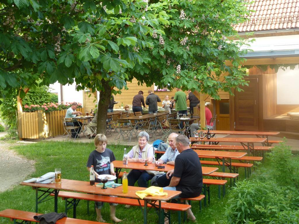 Landgasthof Zum Elsabauern Königstein in der Oberpfalz Buitenkant foto